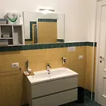 Angela Luxury تْشيفالو